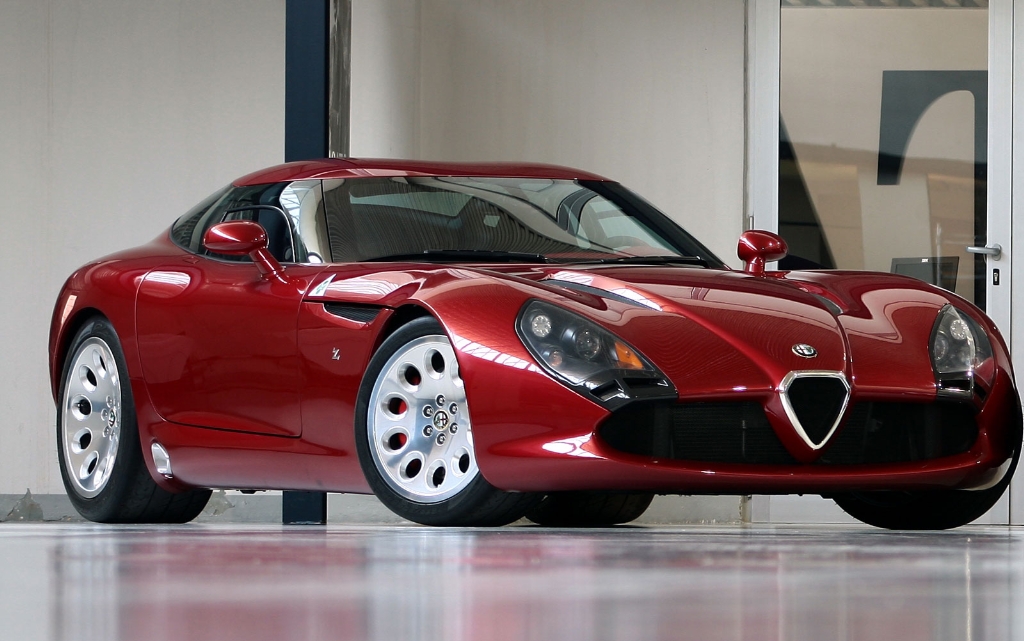 Zagato-Unveils-the-Alfa-Romeo-TZ3-Stradale-1.jpg